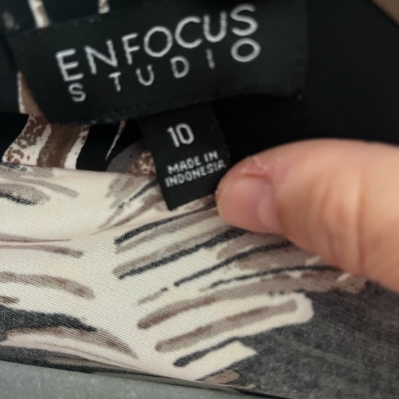Enfocus Studio very pretty dress - Picture 5 of 5